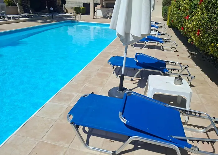 Апартаменты Sunset 02 *